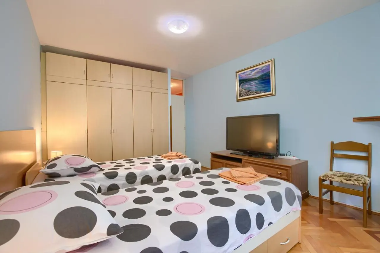 Apartment Stefan Pula